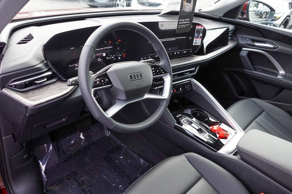new 2025 Audi Q5 car, priced at $51,382