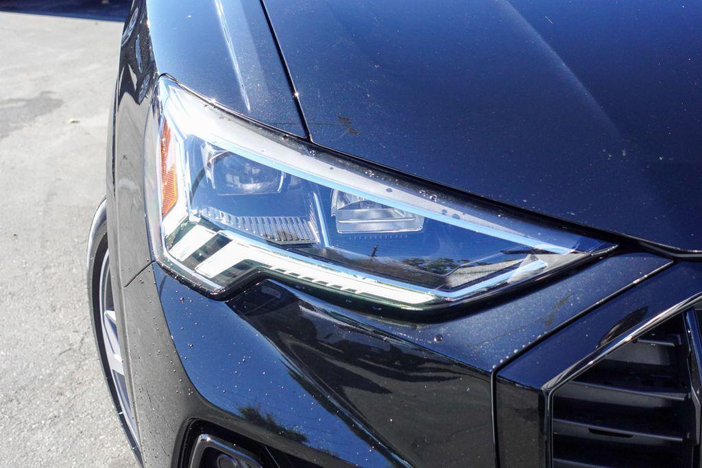 new 2025 Audi Q3 car, priced at $35,964