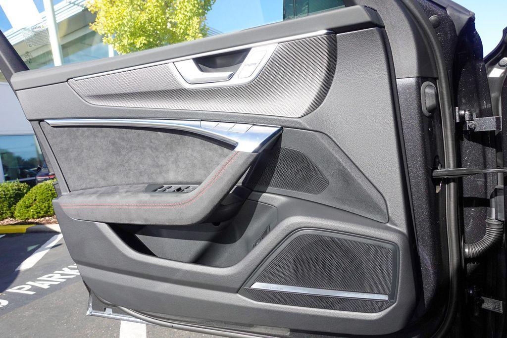 new 2026 Audi RS 6 Avant car, priced at $149,250