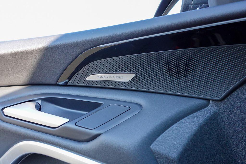 new 2025 Audi Q5 car, priced at $52,870