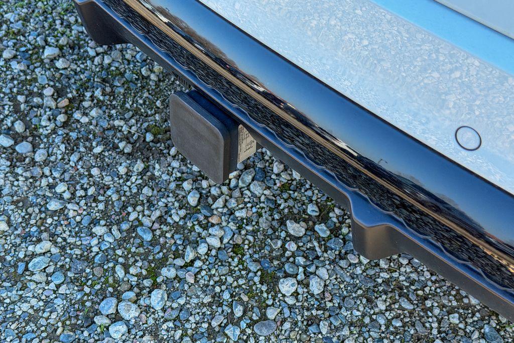 new 2025 Audi Q8 car, priced at $73,861