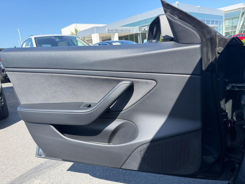 used 2021 Tesla Model 3 car, priced at $27,698