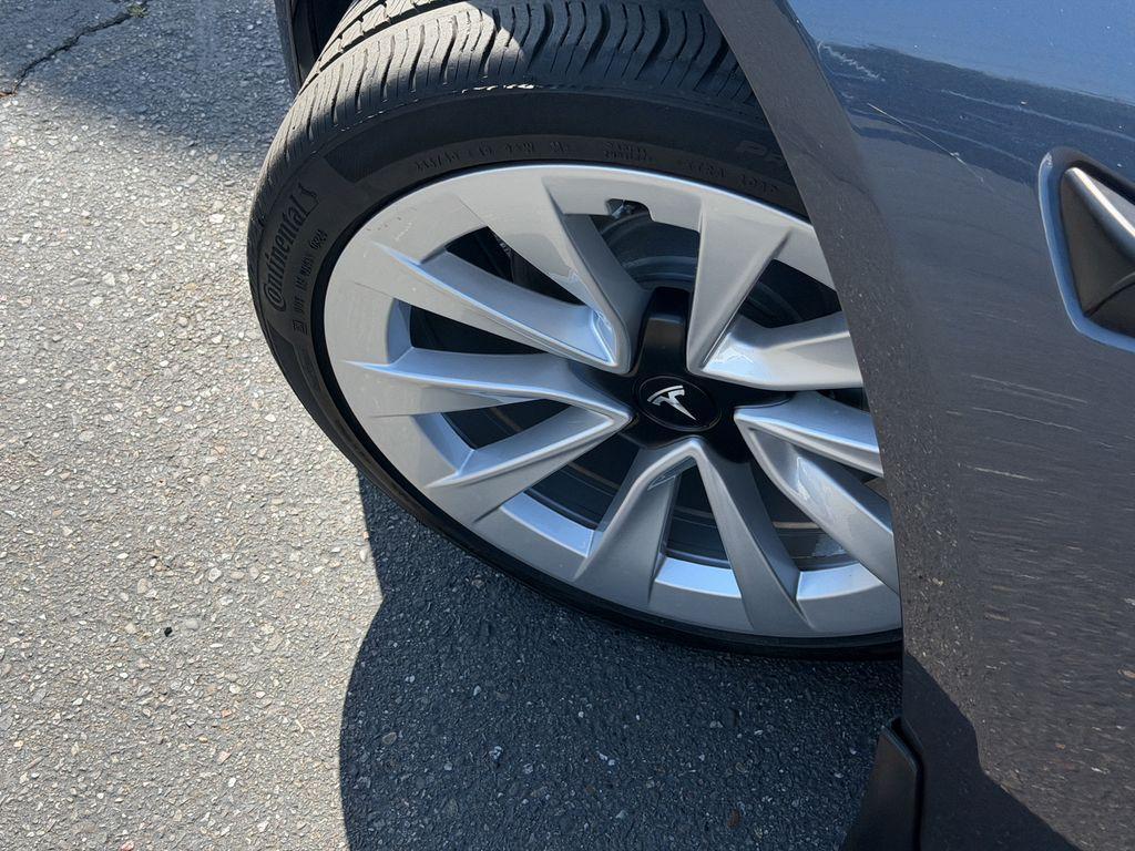 used 2021 Tesla Model 3 car, priced at $27,698