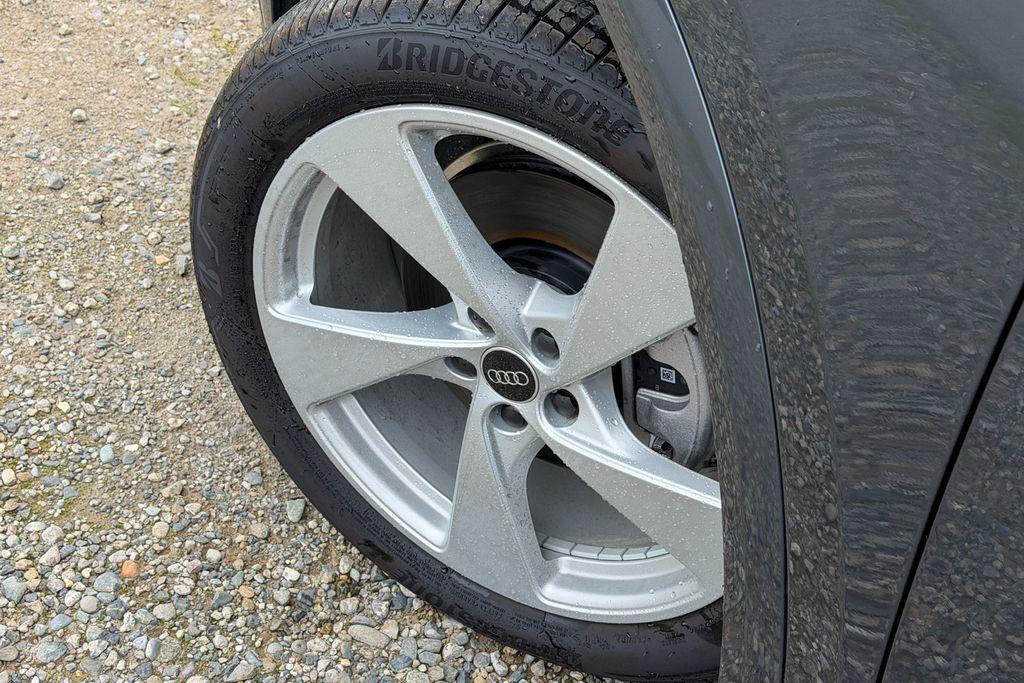 new 2025 Audi Q5 car, priced at $55,062