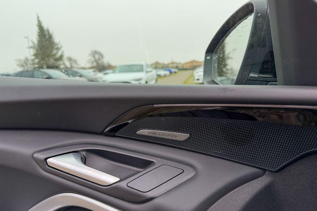 new 2025 Audi Q5 car, priced at $55,062