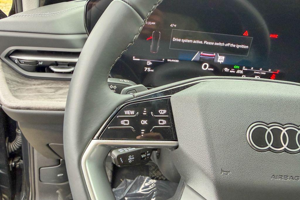 new 2025 Audi Q5 car, priced at $55,062