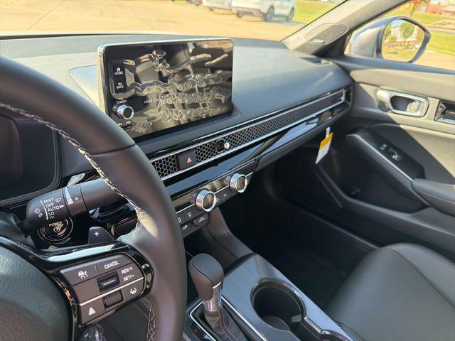 new 2026 Honda Civic Hybrid car, priced at $32,021