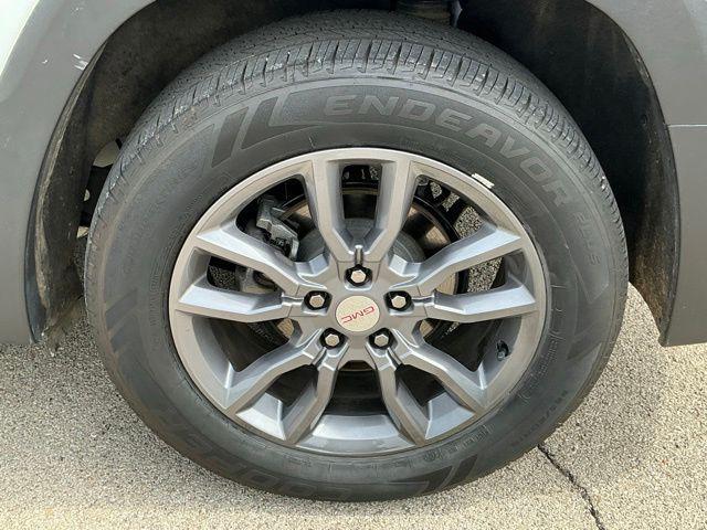 used 2024 GMC Terrain car, priced at $25,194
