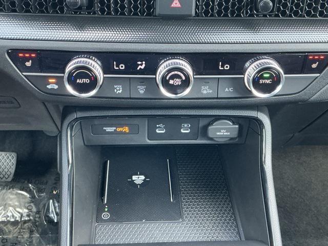 new 2026 Honda CR-V Hybrid car, priced at $39,690