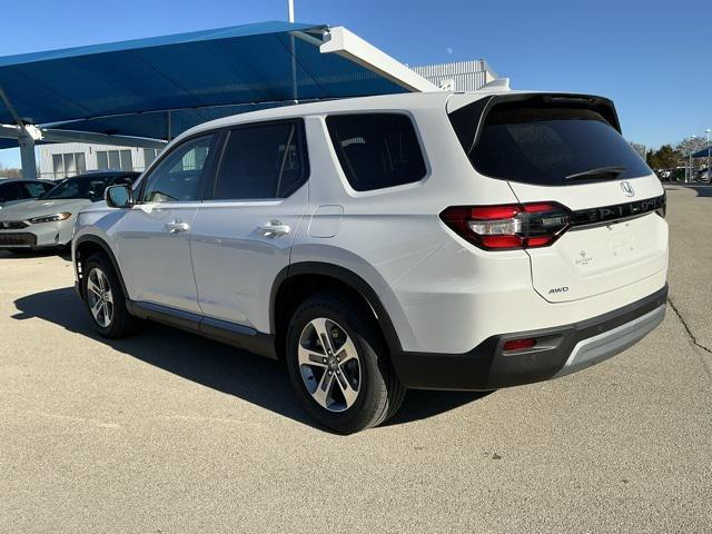 new 2025 Honda Pilot car, priced at $45,649