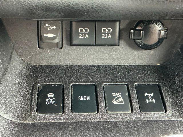 used 2018 Toyota Highlander car, priced at $19,995