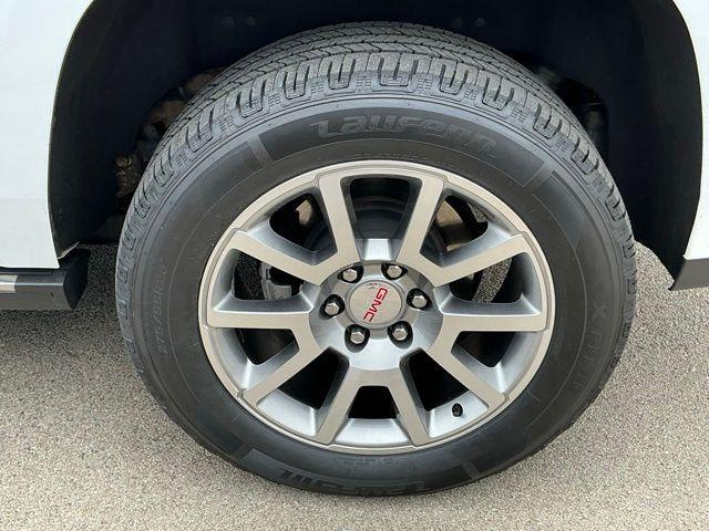 used 2019 GMC Yukon car, priced at $32,995