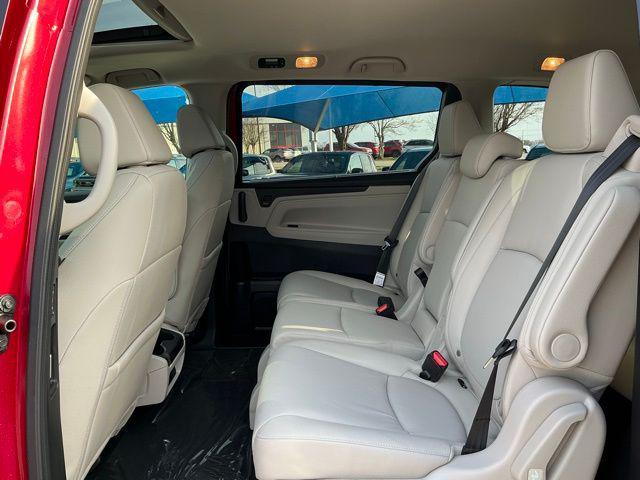 new 2026 Honda Odyssey car, priced at $43,517
