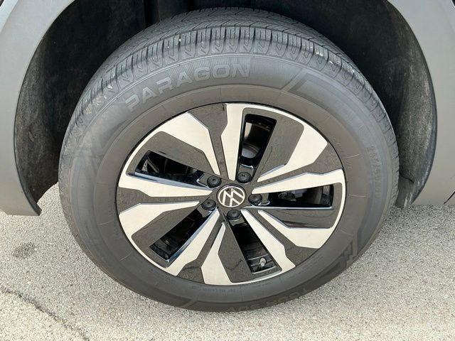 used 2024 Volkswagen Atlas Cross Sport car, priced at $28,194