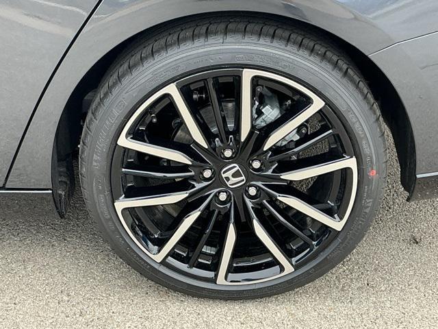 new 2026 Honda Accord Hybrid car, priced at $38,253