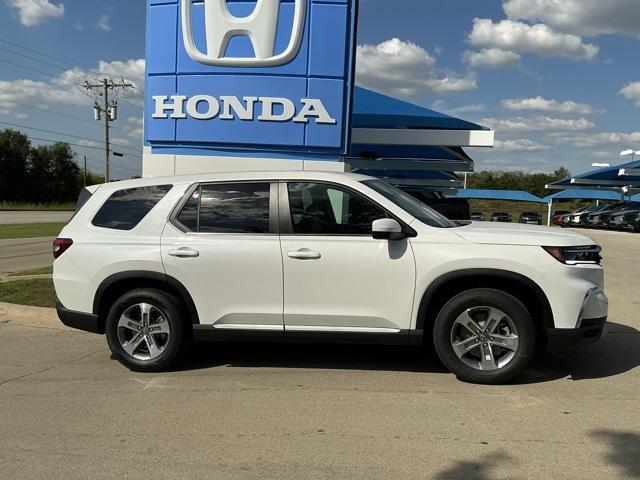new 2025 Honda Pilot car, priced at $42,825