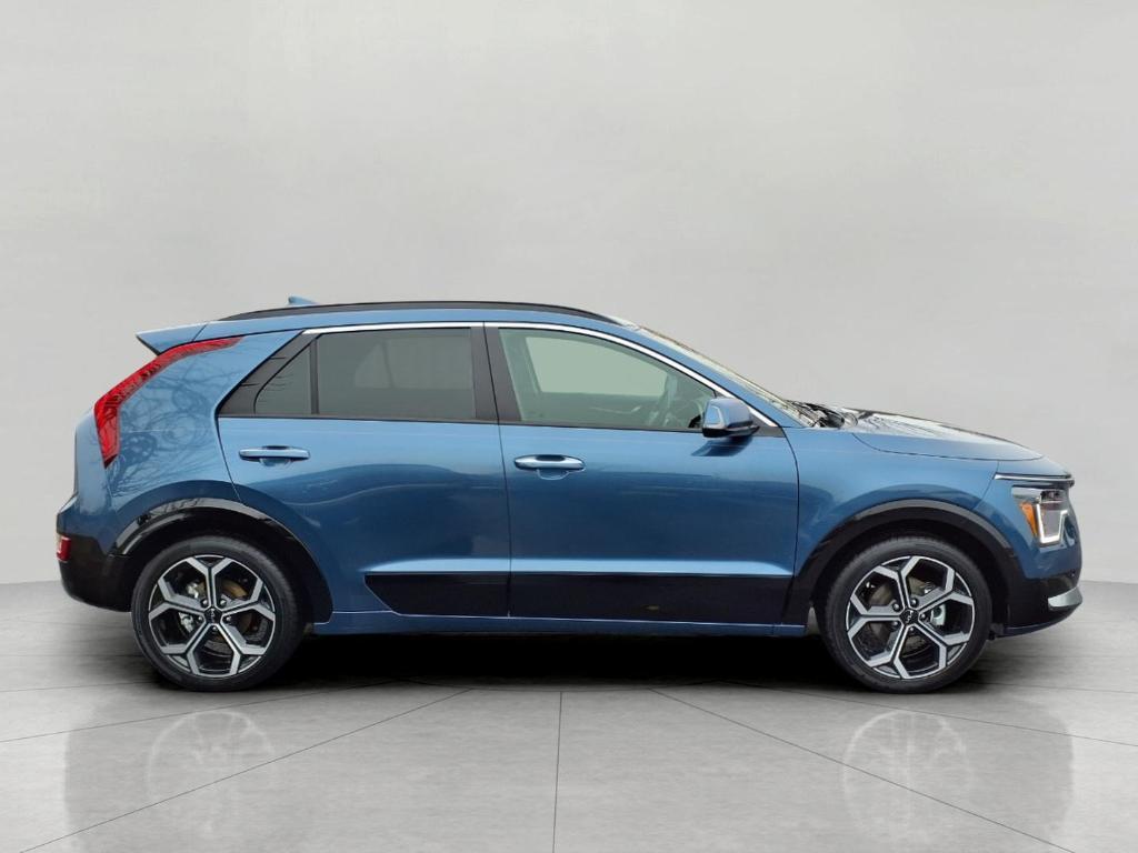 used 2025 Kia Niro Plug-In Hybrid car, priced at $30,658
