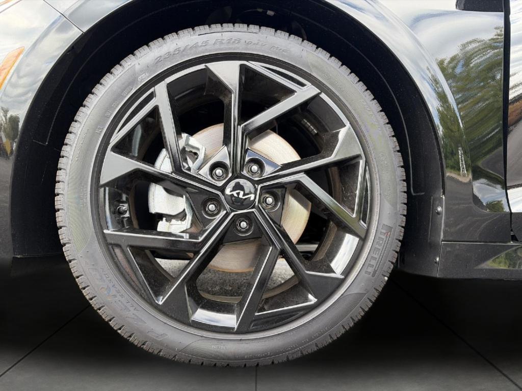 new 2026 Kia K5 car, priced at $34,085