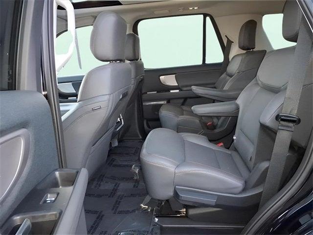new 2025 Ford Expedition car, priced at $71,505