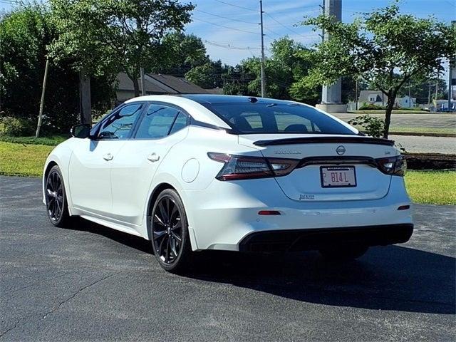 2023 White Nissan Maxima