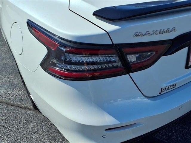 2023 White Nissan Maxima