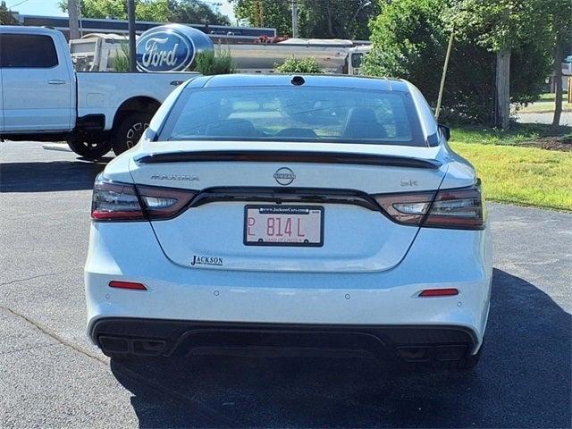 2023 White Nissan Maxima