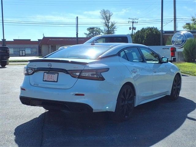 2023 White Nissan Maxima