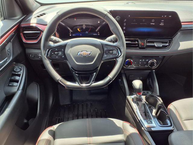 used 2025 Chevrolet TrailBlazer car, priced at $26,460