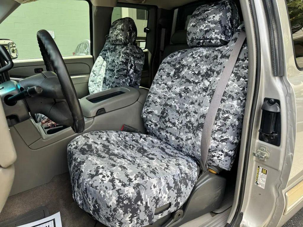 used 2004 Chevrolet Silverado 2500 car, priced at $15,900