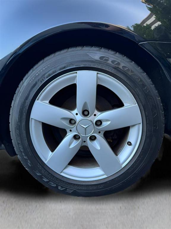 used 2007 Mercedes-Benz SLK-Class car, priced at $8,900