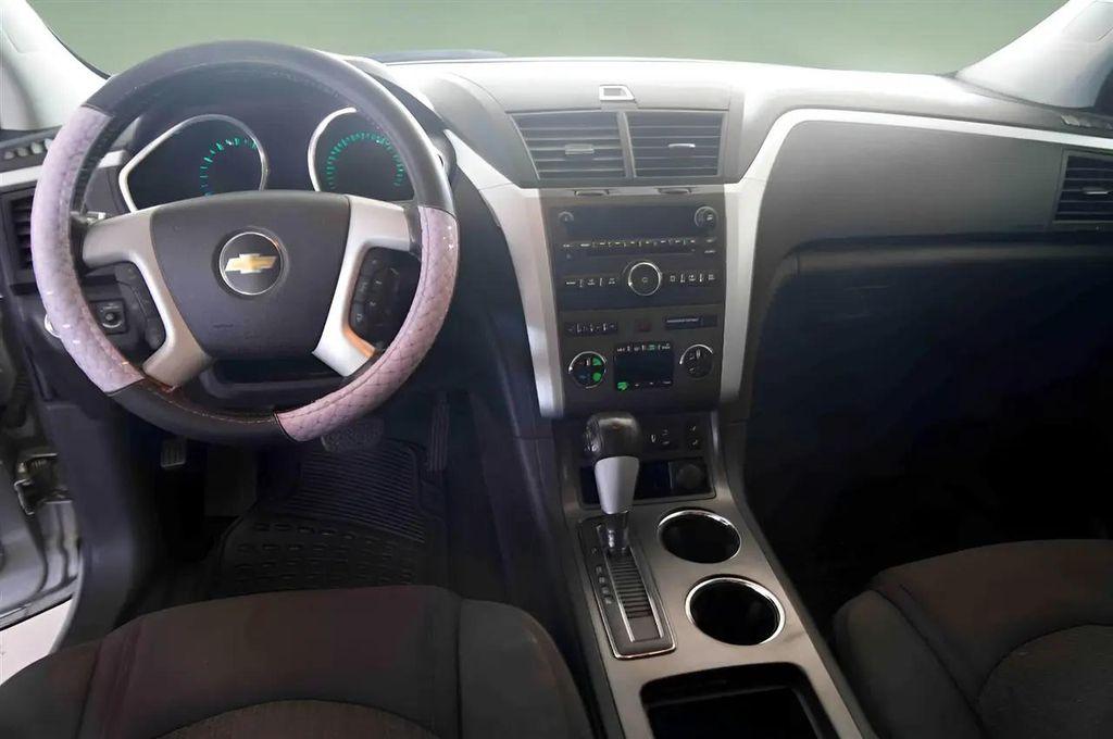 used 2012 Chevrolet Traverse car, priced at $8,900