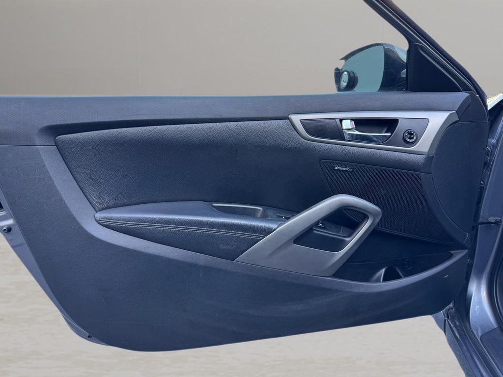 used 2013 Hyundai Veloster car, priced at $10,900