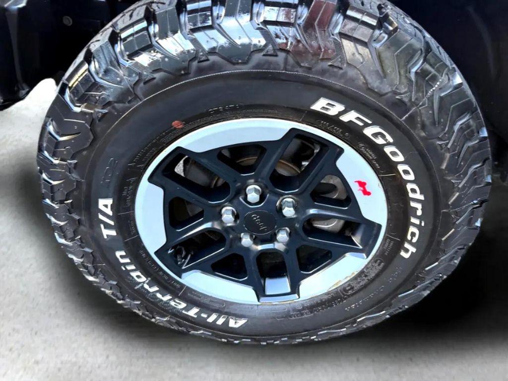 used 2023 Jeep Gladiator car, priced at $35,900