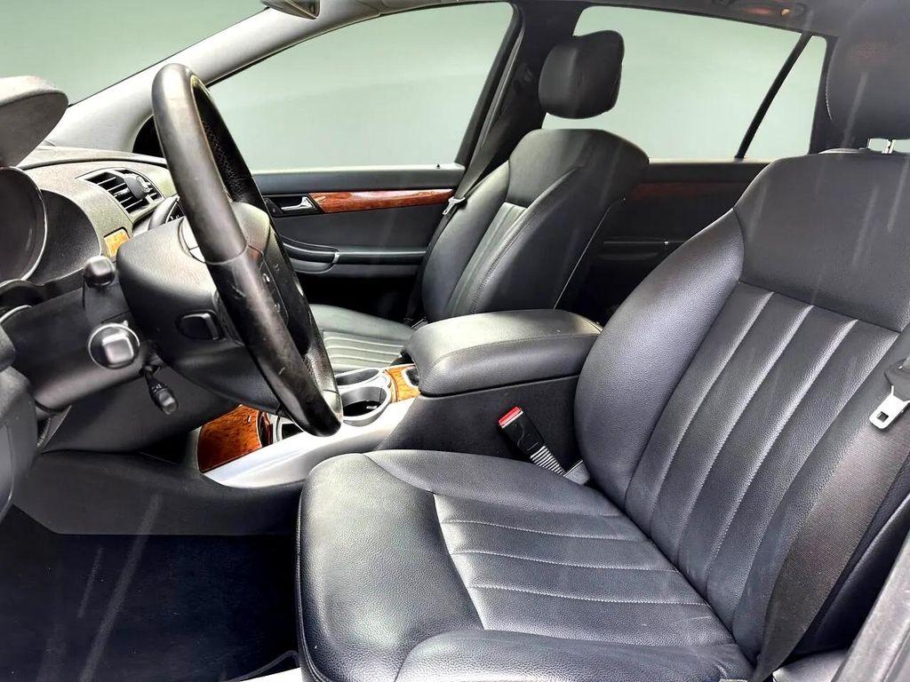 used 2008 Mercedes-Benz R-Class car, priced at $7,900