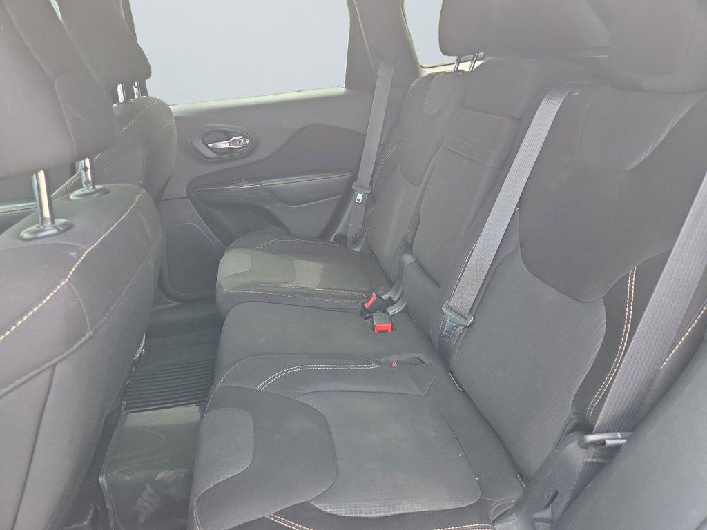 used 2015 Jeep Cherokee car, priced at $9,155