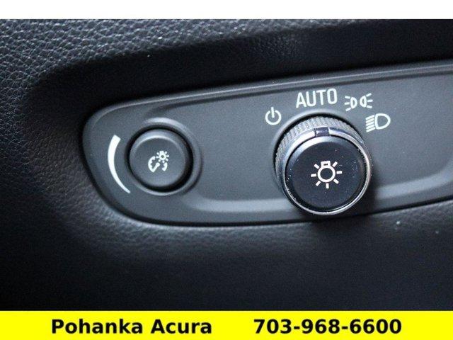 used 2023 Chevrolet Traverse car, priced at $29,955