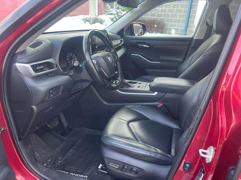used 2020 Toyota Highlander car, priced at $25,000