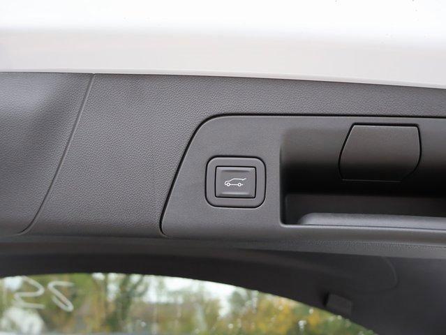 new 2025 Buick Envision car, priced at $37,740