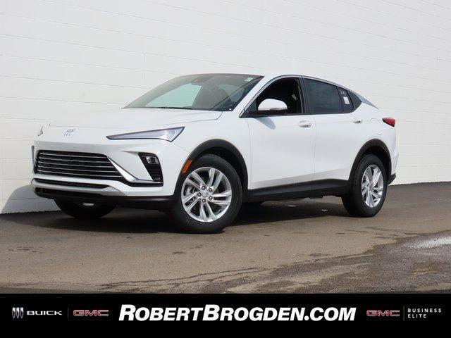 new 2025 Buick Envista car, priced at $23,930