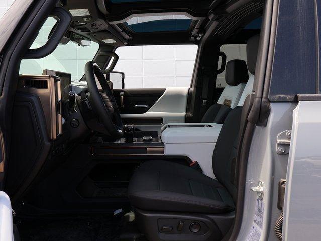new 2025 GMC HUMMER EV Pickup car, priced at $102,795