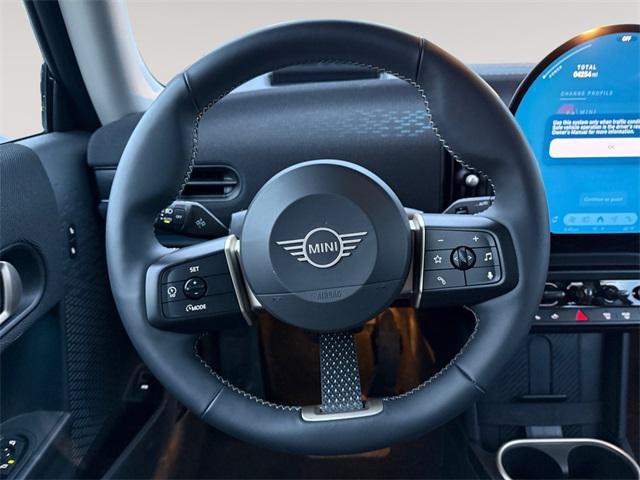 used 2025 MINI Hardtop car, priced at $32,991
