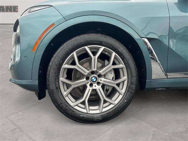 new 2026 BMW X7 car, priced at $94,930