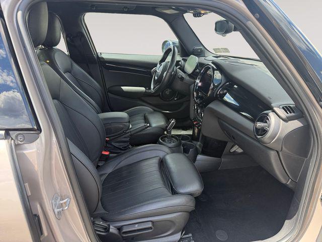 used 2023 MINI Hardtop car, priced at $23,682