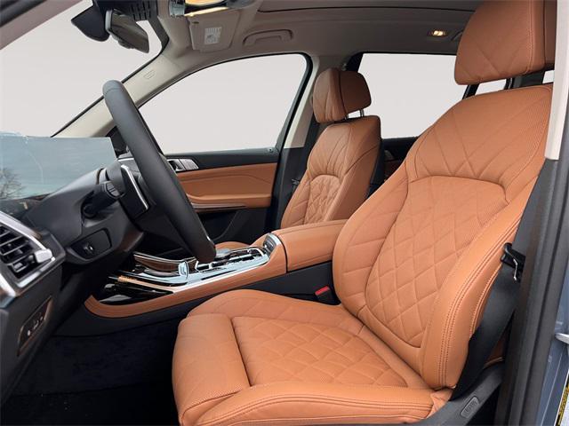new 2026 BMW X7 car, priced at $97,525