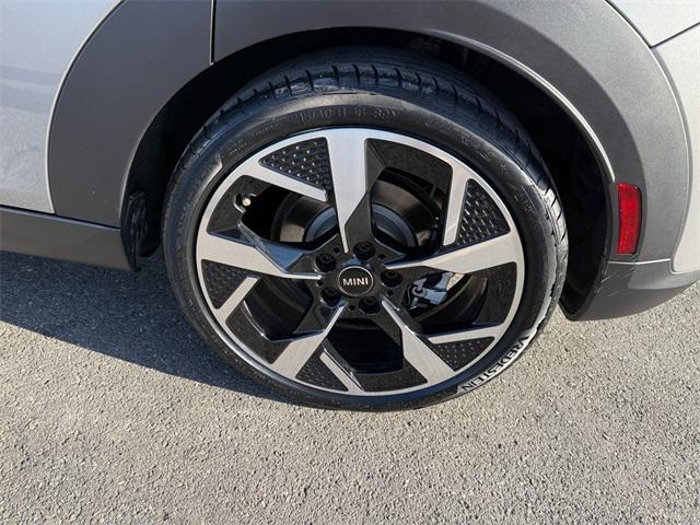used 2025 MINI Hardtop car, priced at $31,533
