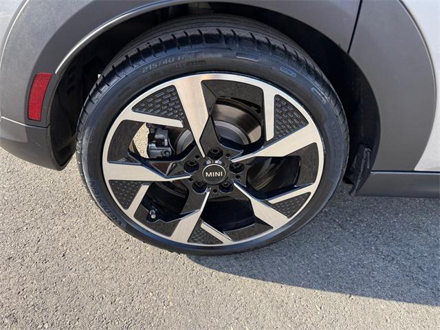 used 2025 MINI Hardtop car, priced at $31,533