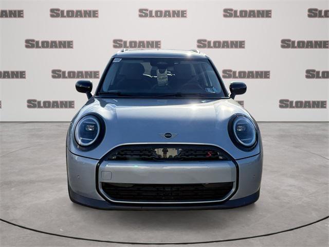 used 2025 MINI Hardtop car, priced at $31,533