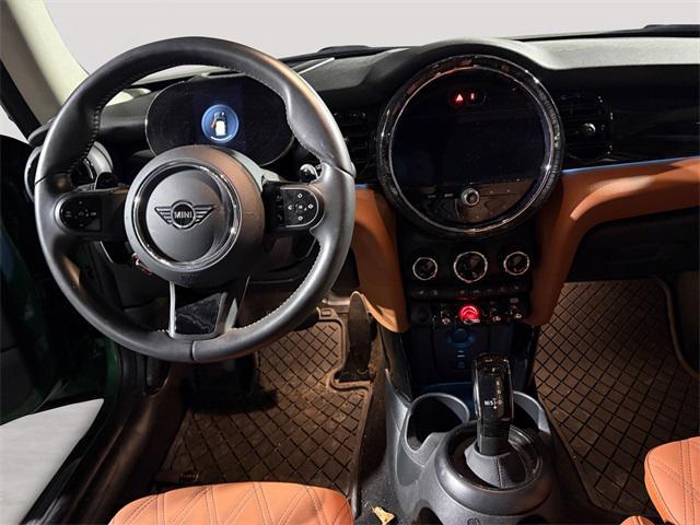 used 2024 MINI Hardtop car, priced at $28,192