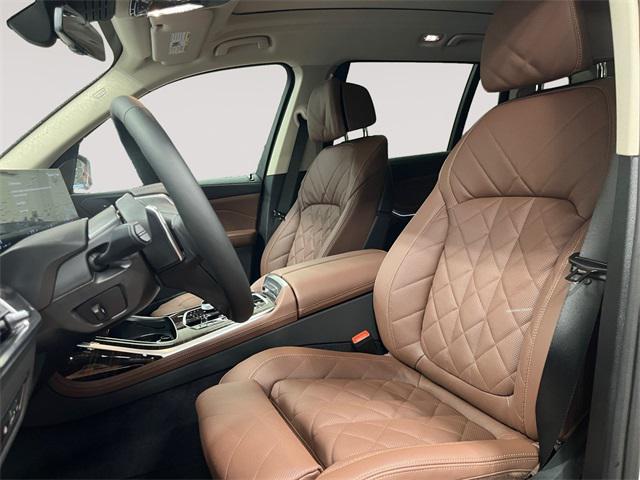 new 2026 BMW X7 car, priced at $92,025