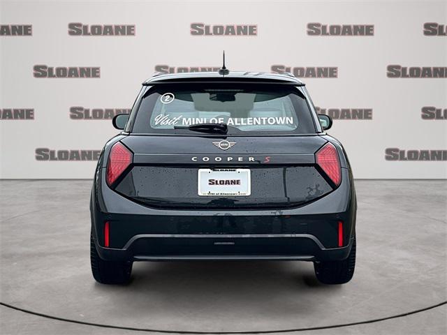 used 2025 MINI Hardtop car, priced at $26,192